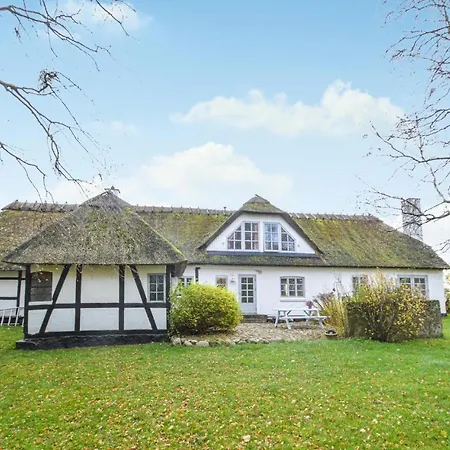 Pet Friendly In With Wifi Holiday home *